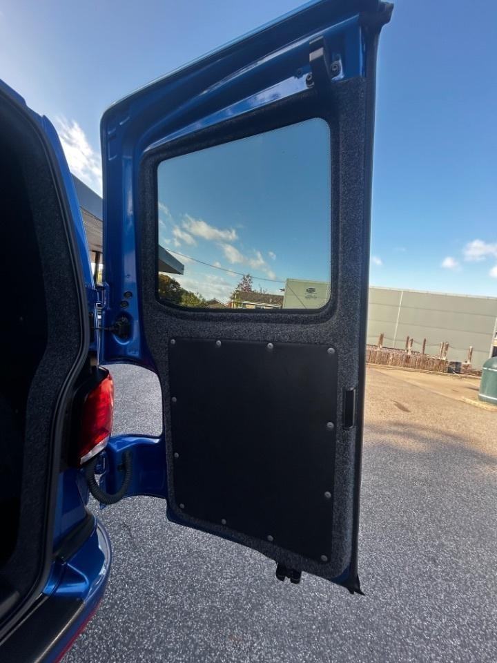 2024 Volkswagen Transporter 2.0 TDI 150 Highline Van 5 door Combi Van 