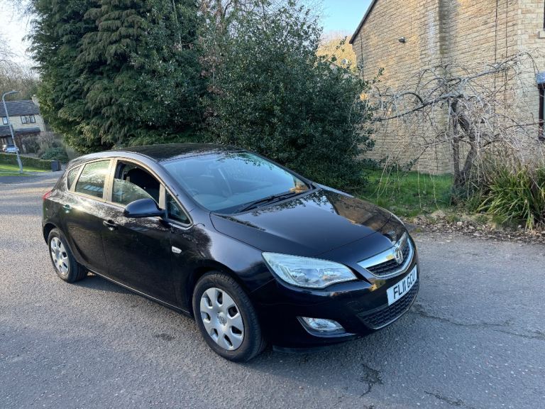 Vauxhall, ASTRA, Hatchback, 2011, Manual, 1686 (cc), 5 doors