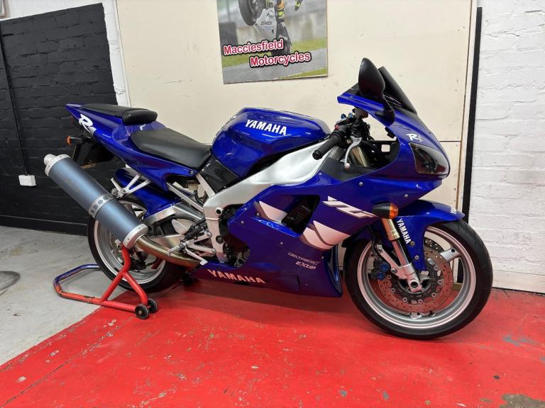 Yamaha YZF R1 4XV 