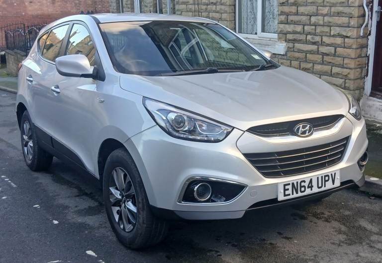 2015 (64) HYUNDAI IX35 1.7 CRDI DIESEL MANUAL IN SILVER FOR SALE