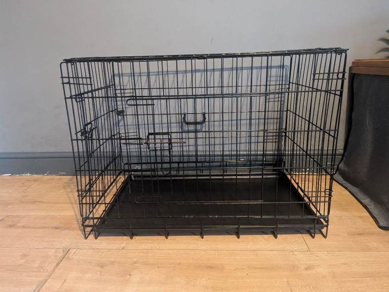 Medium Dog Crate & Cover