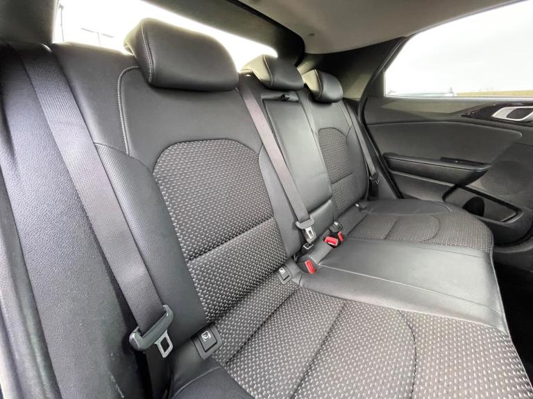 2020 Kia XCeed 1.0 T-GDi 3 Euro 6 (s/s) 5dr HATCHBACK Petrol Manual