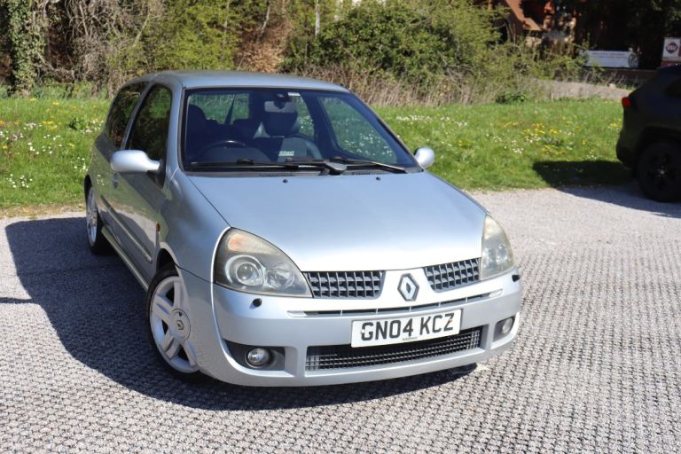 Renault Clio 172 – 2004 – 115k – 11 months MOT – ULEZ