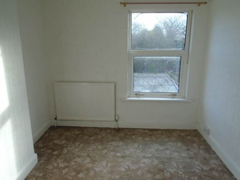 3 Bedroom Terraced House with garage to Rent, Brierley Cottages, Sutton-in-Ashfield, NG172AT £625pcm