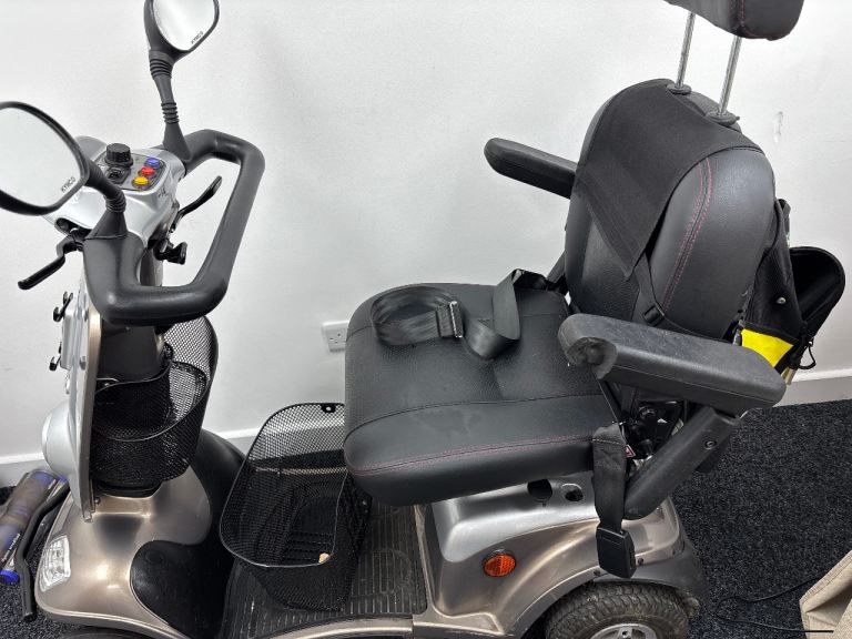 Kymco midi xls mobility scooter 8 mph 