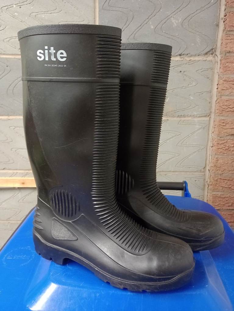 Black Site Trench Safety Wellingtons UK size 9 (european size 43)