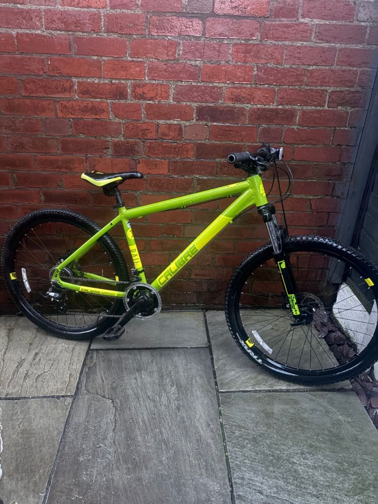 Calibre I Rail Mountain Bike 18” Medium frame 27.5” wheels 