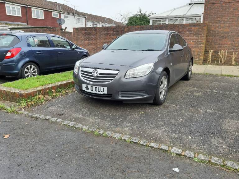 1.8 Petrol Vauxhall Insignia - Long MOT