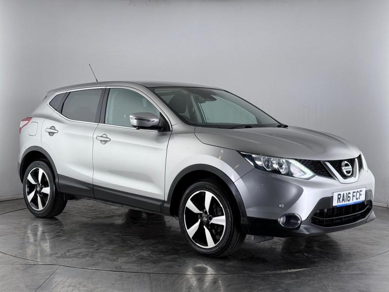 2016 Nissan Qashqai 1.6 DIG-T N-Connecta 2WD Euro 6 (s/s) 5dr SUV Petrol Manual
