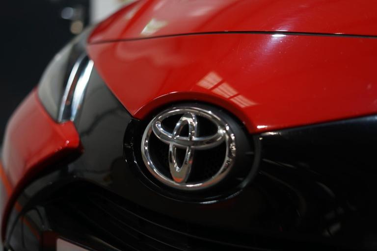 2015 Toyota AYGO 1.0 VVT-i x-play Euro 5 5dr Euro 5 HATCHBACK Petrol Manual