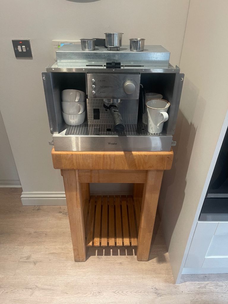 Whirlpool Integrated Coffee Machine