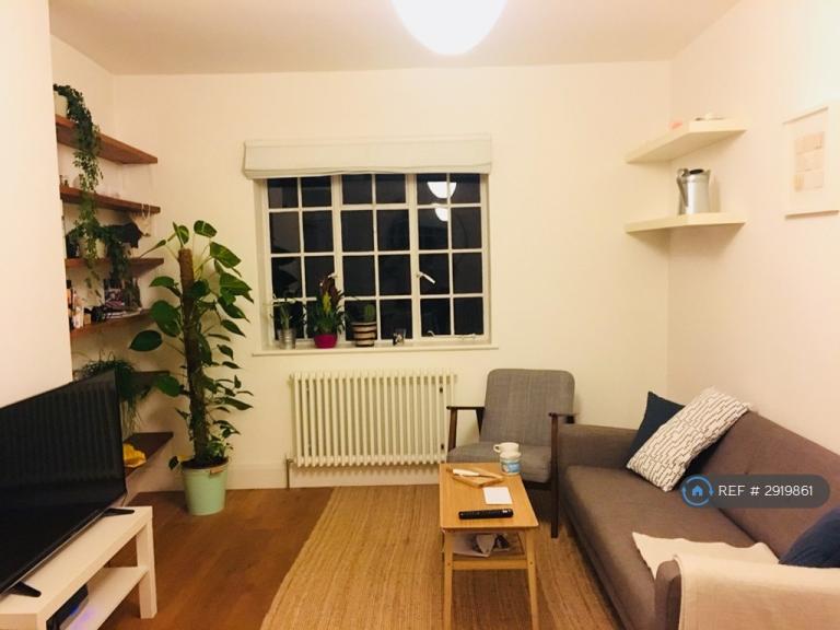 2 bedroom flat in Cavell Street, London, E1 (2 bed) (#2919861)