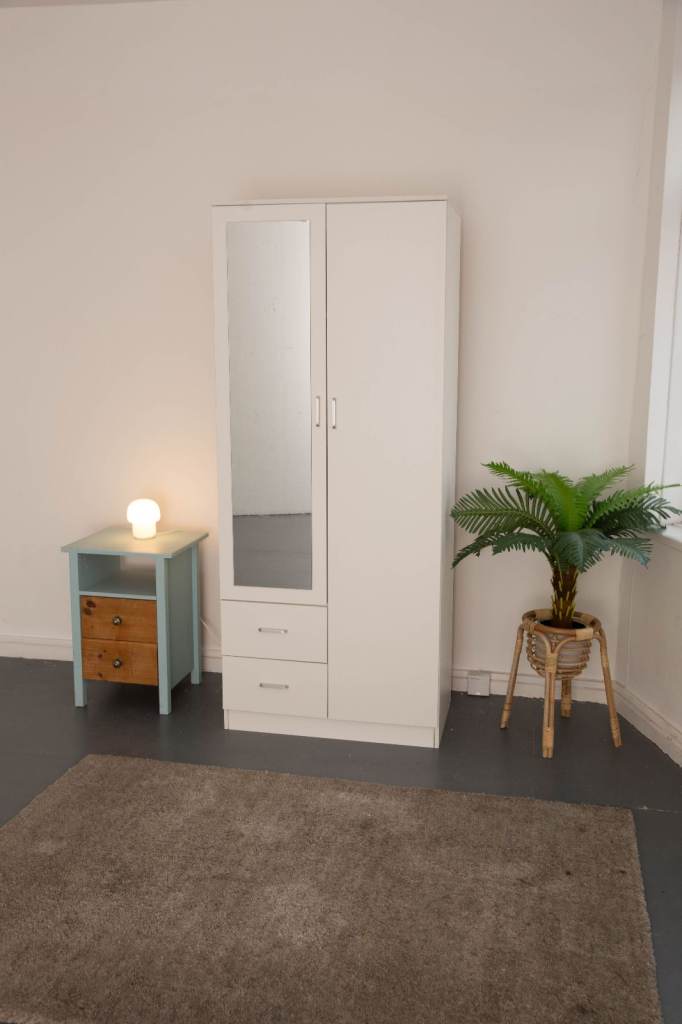 ✅ 2 Door Wardrobe with Mirror & Drawers Brand New In Box – Delivery Available