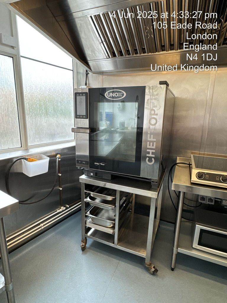 Commercial Kitchens for Rent, Part-Time from £250/mo - Shared - Bills included