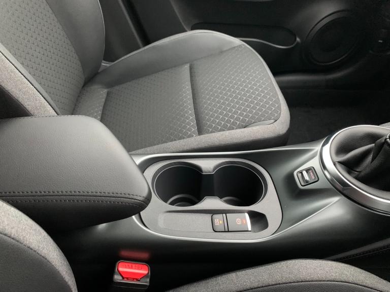 2025 Nissan Juke 1.0 DiG-T N-Connecta 5dr HATCHBACK PETROL Manual