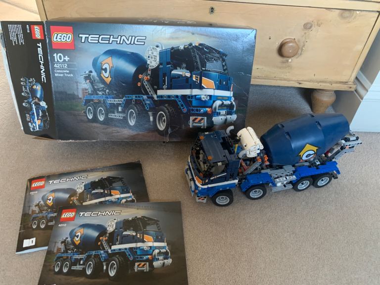 Lego Technic concrete mixer truck