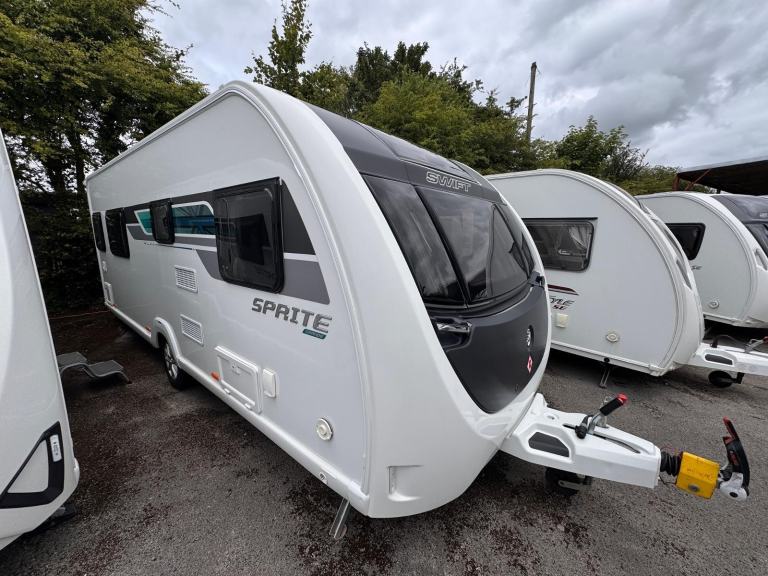 SWIFT SPRITE GRANDE 4 SB 2023 MODEL 4 BERTH FIXED ISLAND BED TOURING CARAVAN