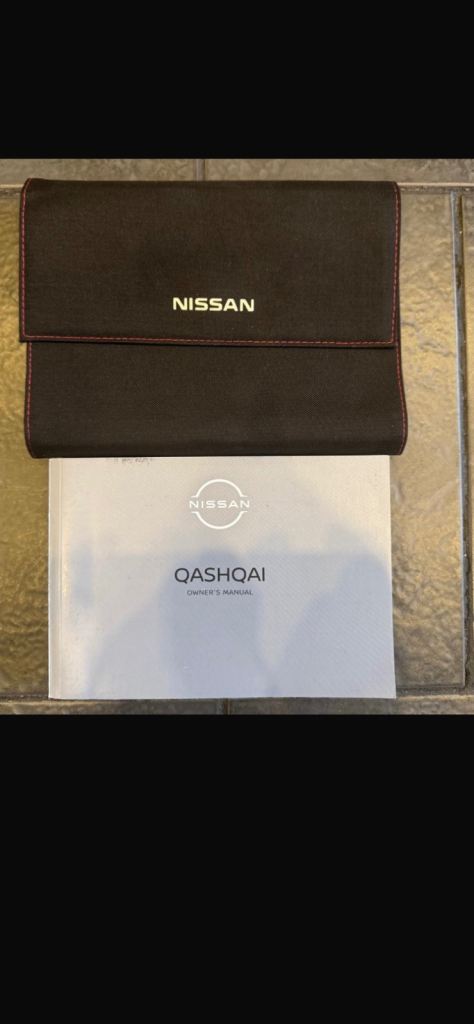 Nissan Qashqai 2021 onwards Owner's Manual & Wallet – As Good As New