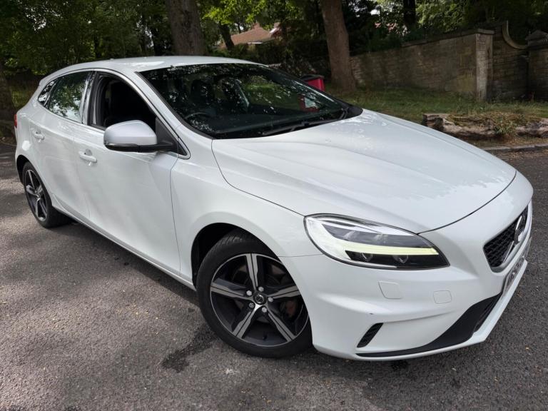 2016 Volvo V40 D2 [120] R DESIGN Nav Plus 5dr Geartronic HATCHBACK DIESEL Automatic