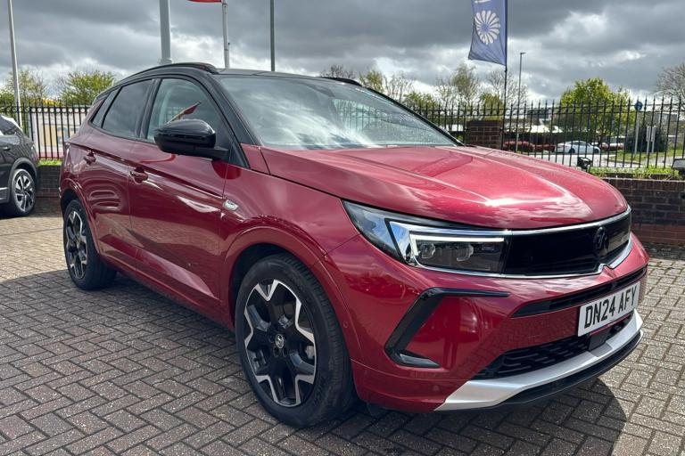 image for  Vauxhall Grandland 1.2 Turbo Ultimate Suv 5dr Petrol Manual Euro 6 s/s 130 Ps
