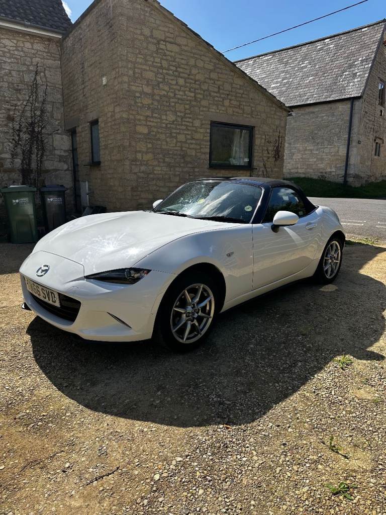 Mazda, MX-5, Convertible, 2016, Manual, 1496 (cc), 2 doors