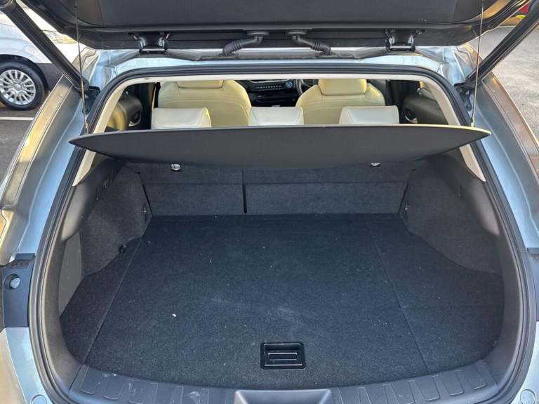 2019 Lexus UX 250h 2.0 Takumi 5dr CVT SUV Hybrid Automatic