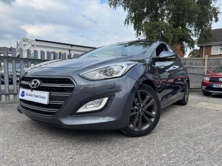 HYUNDAI I30 1.6 CRDi Blue Drive Premium Grey Manual Diesel 2015