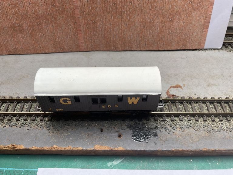 N gauge Damo B car transporter van with end doors