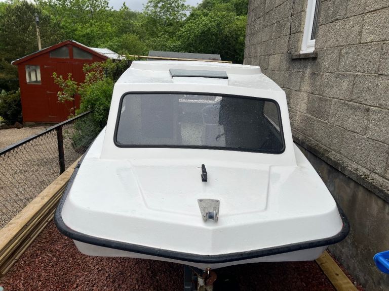 Boat 16ft CJR Yamaha outboard 