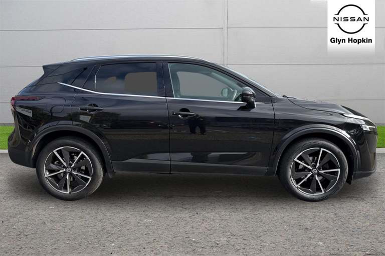 2022 Nissan Qashqai 1.3 DiG-T MH Tekna 5dr Hatchback Petrol Manual
