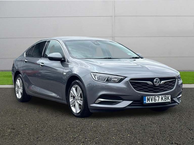 2017 Vauxhall Insignia 1.6 Turbo D ecoTec Tech Line Nav 5dr HATCHBACK DIESEL Manual