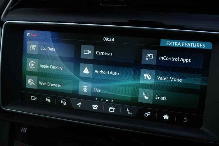 2016 Jaguar F-Pace 3.0d V6 1st Edition 5dr Auto AWD ESTATE DIESEL Automatic