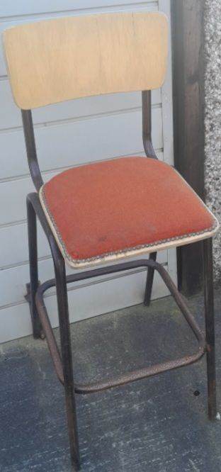 Tubular Metal Bar Style Square Upholstered High Chair Seat 112x42cm