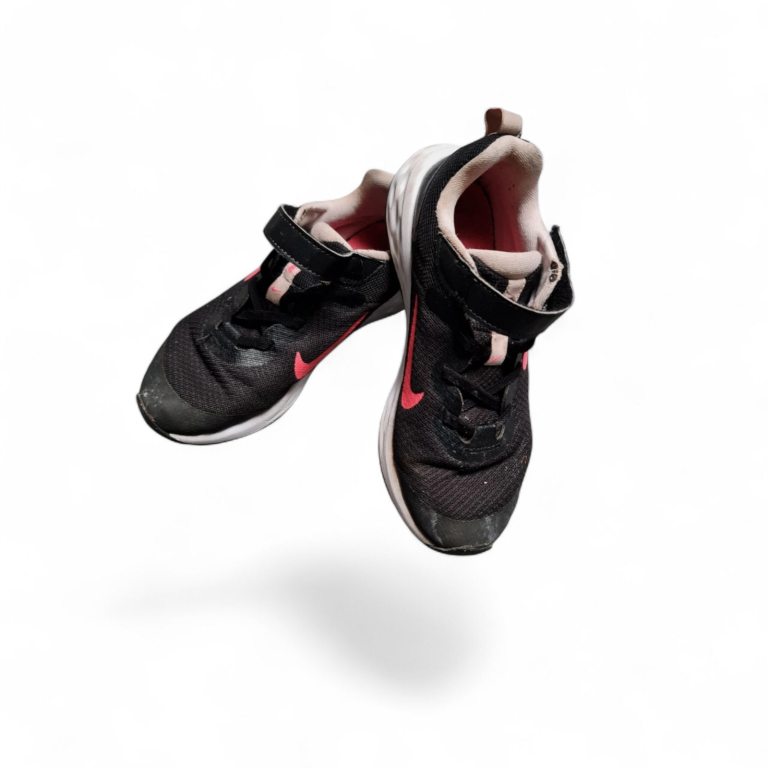 Nike Girls Athletic Sneakers - Black & Pink