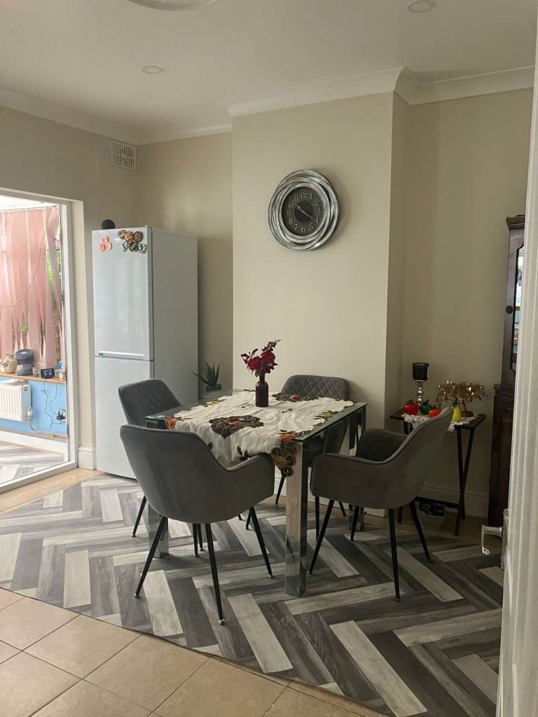 Room for Rent - Middlesex Road, LE2 8HH