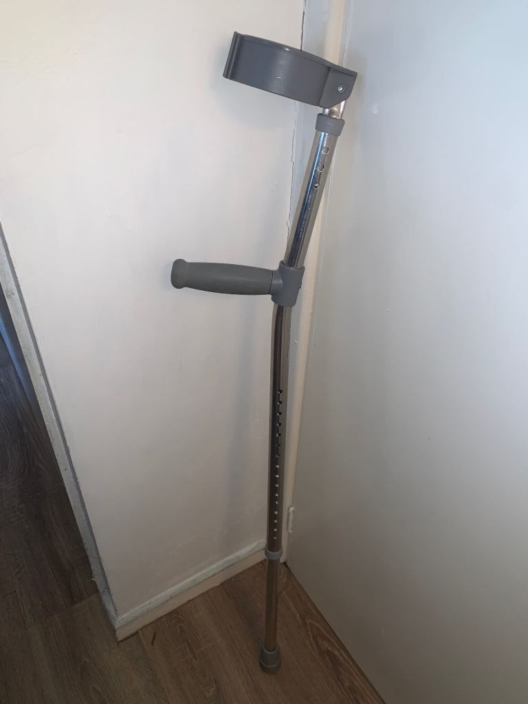Mobility crutch 