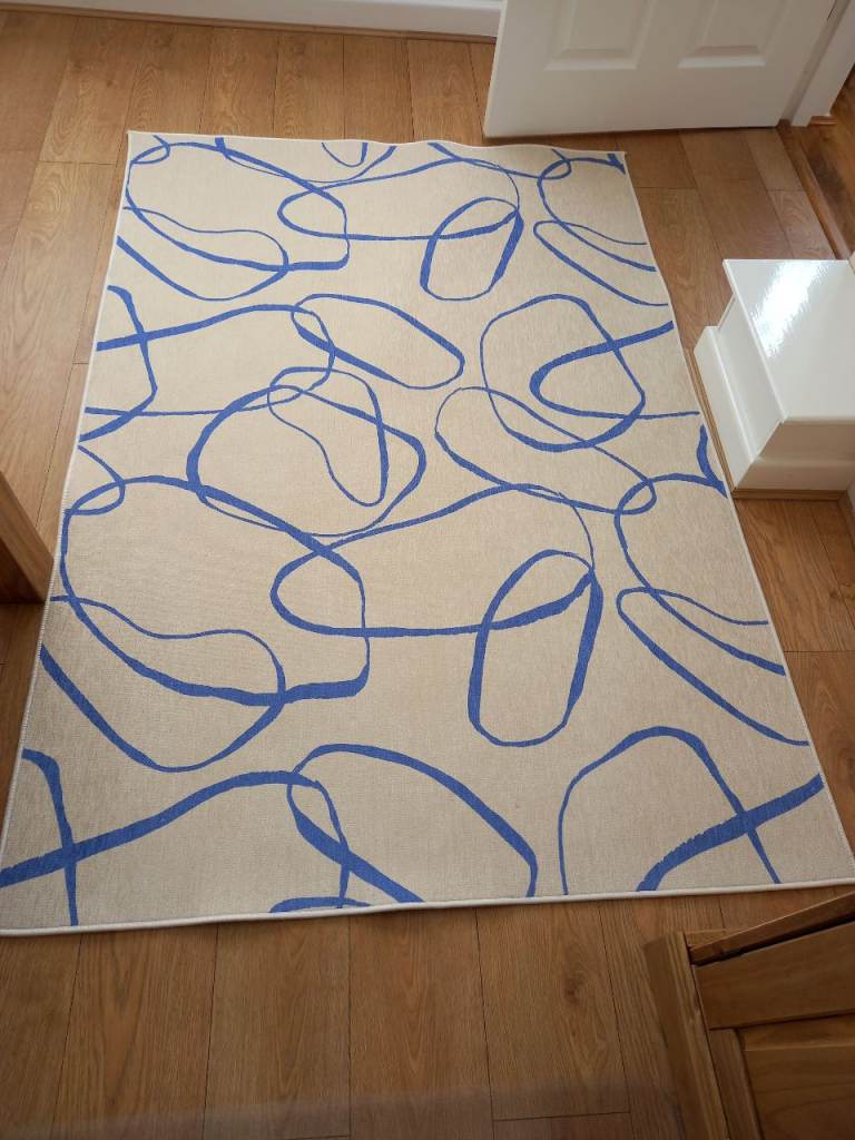 RUG - bedroom or living room 