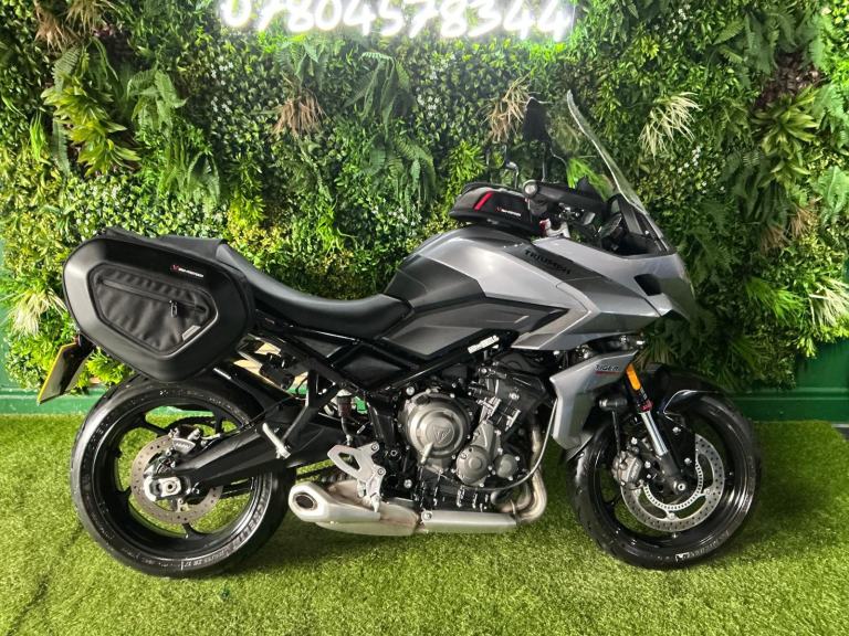 Triumph Tiger660