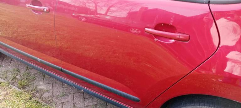 2012 Peugeot 3008 n/s/r door.