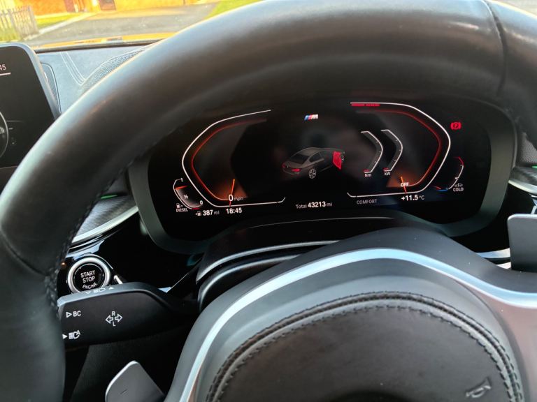 BMW 520d xdrive(72 plate)