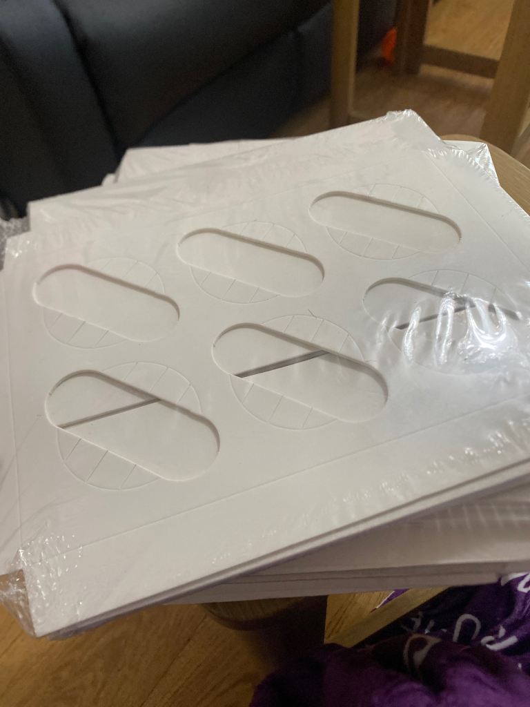 Cupcake/brownie boxes