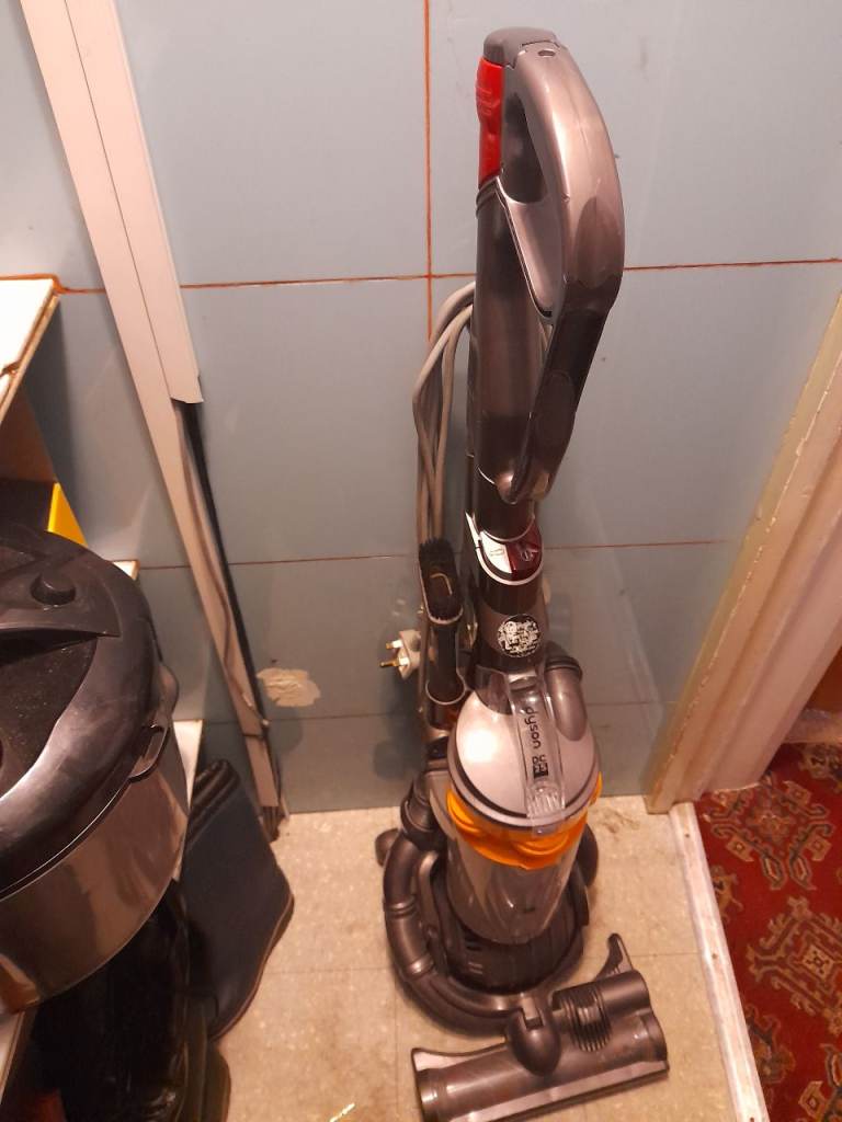 Dyson vaccum 