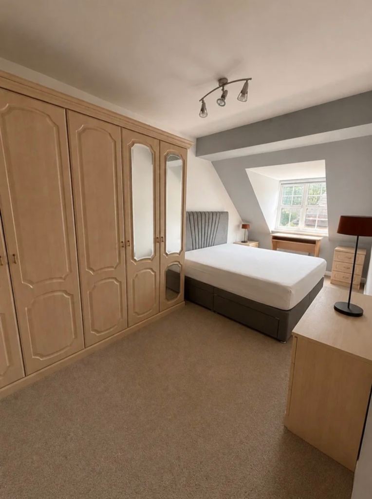 Double Room with Ensuite Bathroom to rent in Tile Hill, Coventry