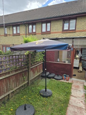 commercial grade patio umbrella base with wheels Business & Pleasure Co. The Wheel Set preventing wobbling Carbon Best Adventure Bike Umbrella Hole:With Hole 1103