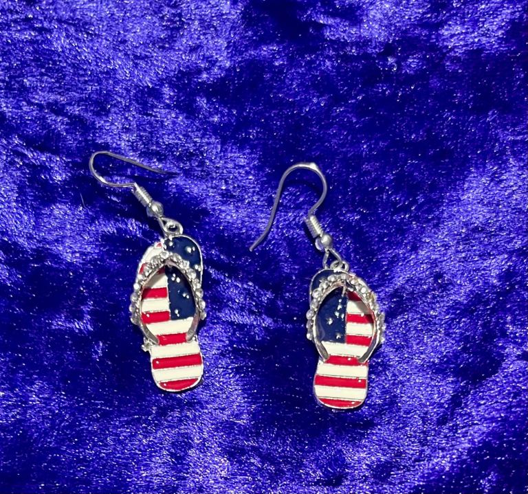 Earrings ~ Handmade  USA Flag   Flip Flops ~ Colourful & Unusual   New