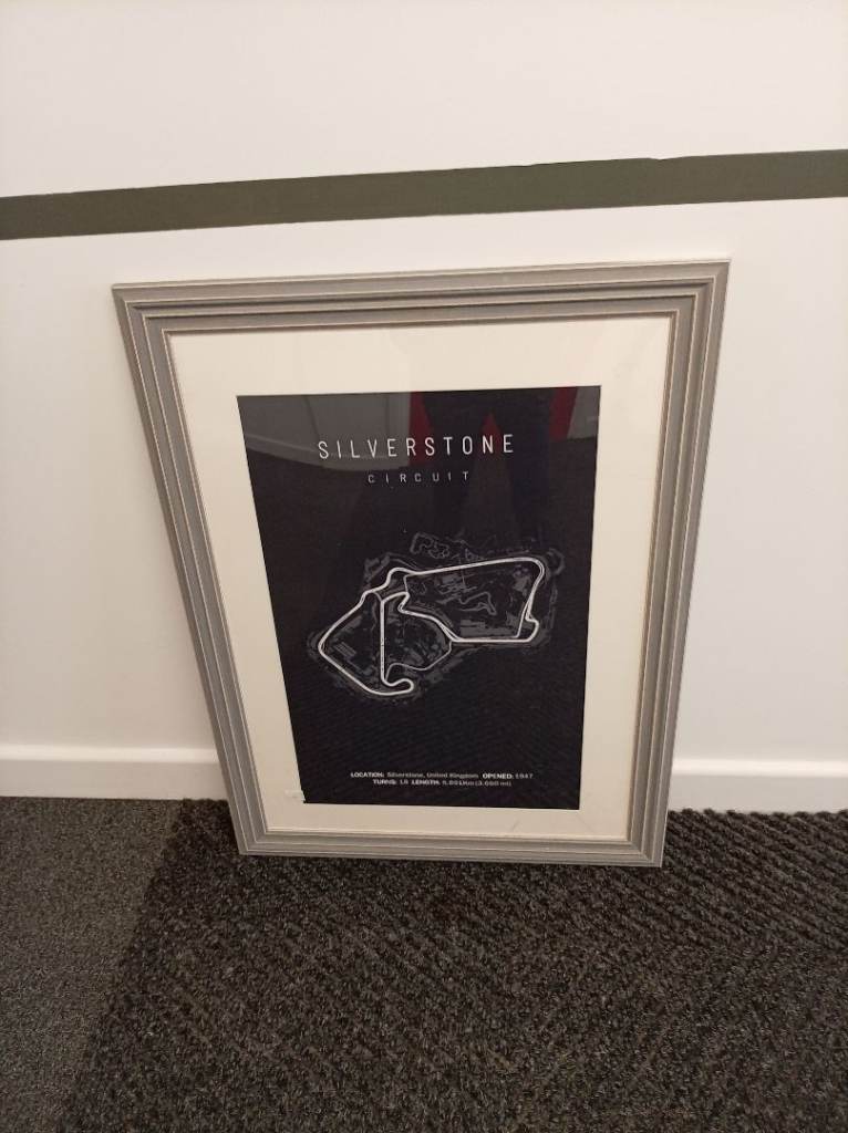 Framed Canvas Printed Silverstone Circuit F1 Poster British Grand Prix Wall Art 