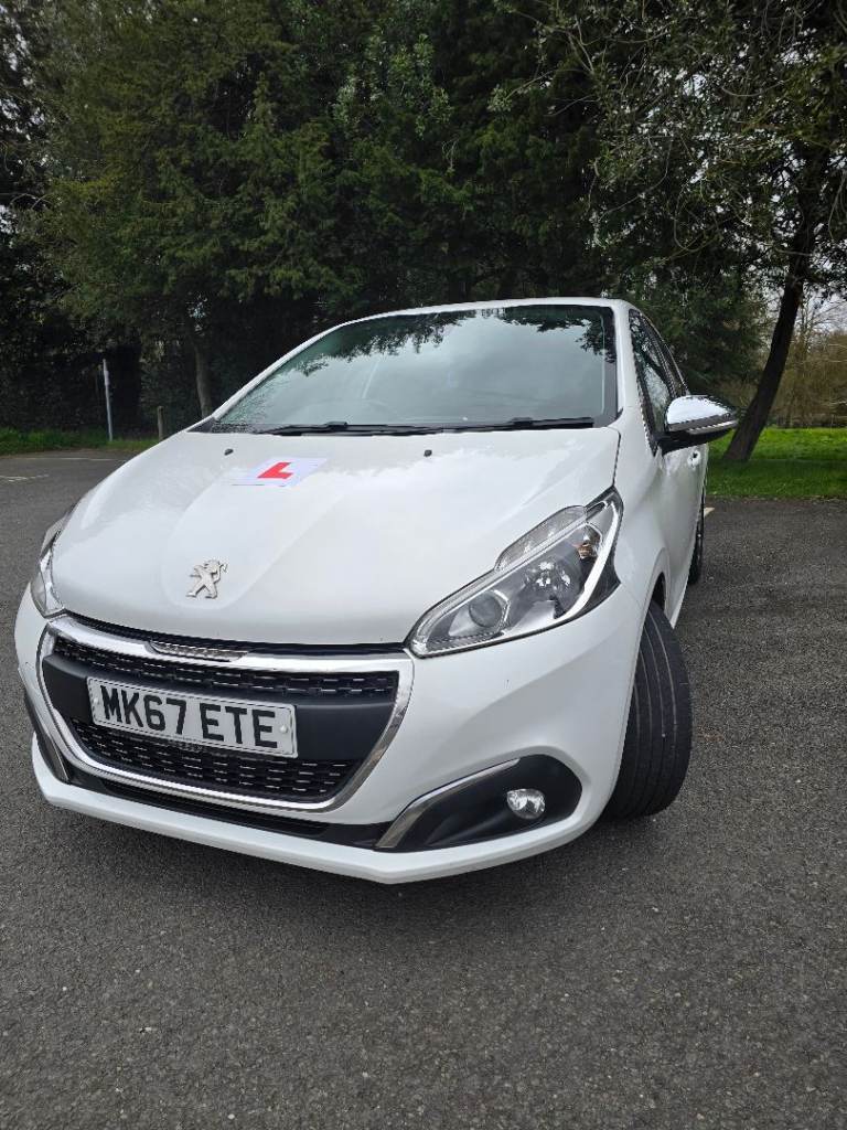 Peugeot 208 Allure - Ulez free 
