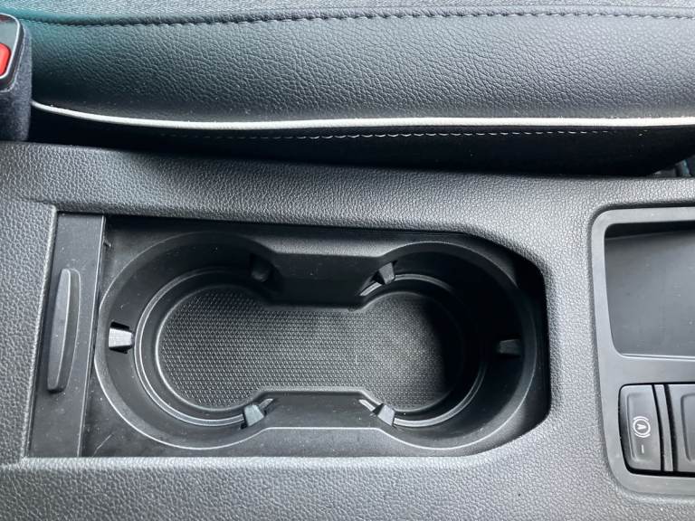 2022 Renault Clio 1.6 E-TECH Hybrid 140 SE Edition 5dr Auto Hatchback PETROL/ELECTRIC Automatic