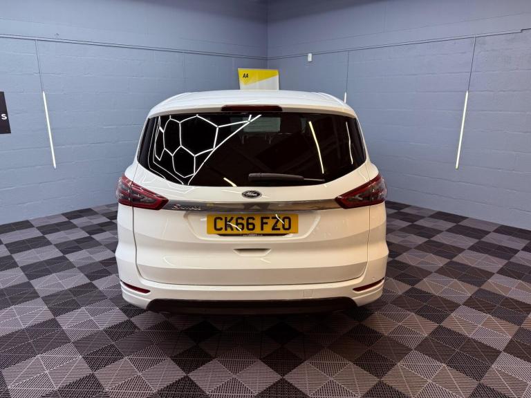 2016 Ford S-Max 1.5T EcoBoost Titanium Euro 6 (s/s) 5dr MPV Petrol Manual