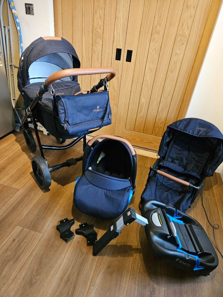 Venicci travel system includes isofix navy and brown